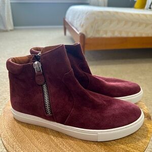 Size 8 Gently Used, Kenneth Cole Gentle Souls Carter Burgundy Suede Hightops
